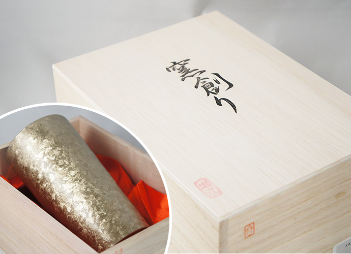HORIE 純チタン製二重タンブラー富士（赤）の桐箱