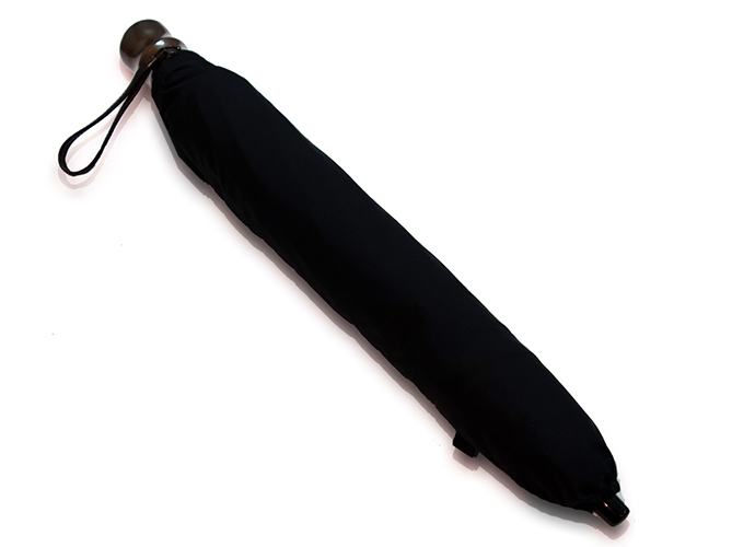折りたたみ傘『ミラトーレ』10本骨60ｃｍ ブラック 畳んだ状態