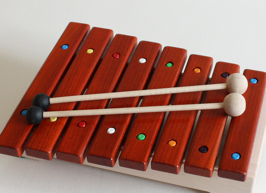 高級おもちゃ　日本製木琴　GRILLO（グリッロ）両端の異なるマレット