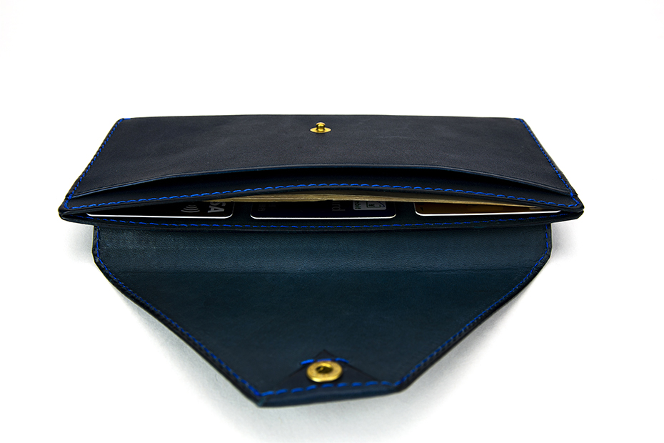 プレゼントにおすすめ！シンプルなフラップ長財布 〜上質な日本製革小物〜 名入れ可　カード入れもあります